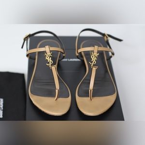 SAINT LAURENT CASSANDRA SANDALS IN VEGETABLE-TANNED LEATHER